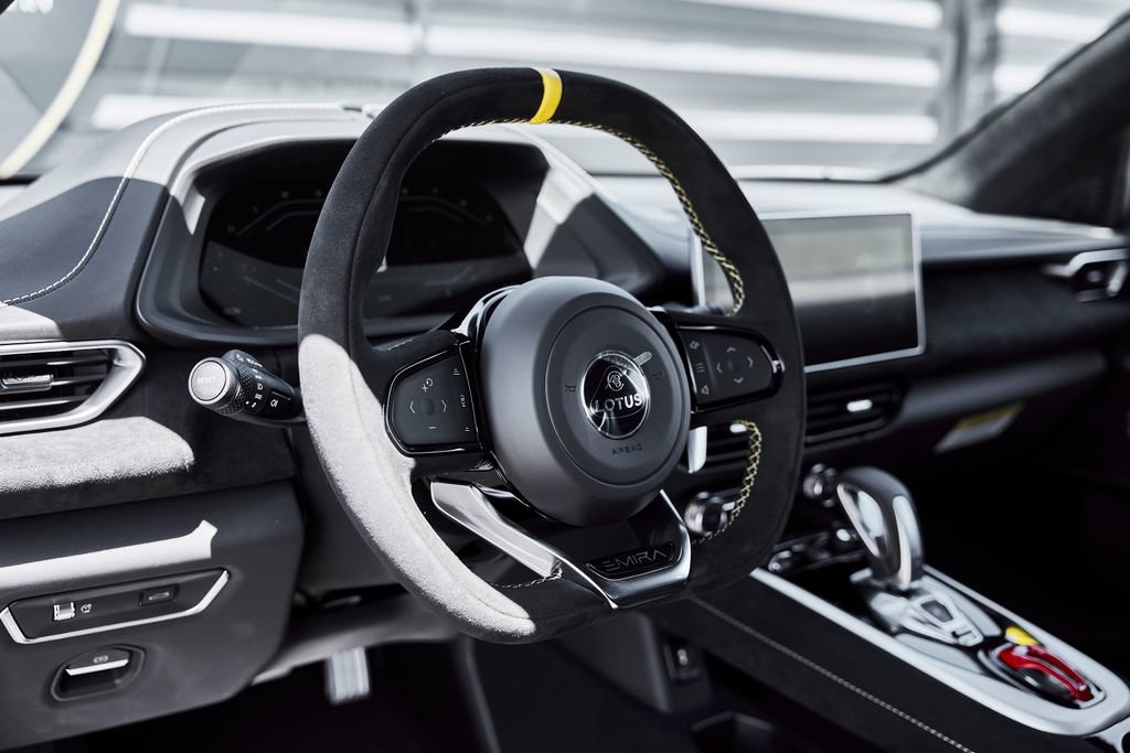 Used 2026 Lotus Emira SE RWD image 36