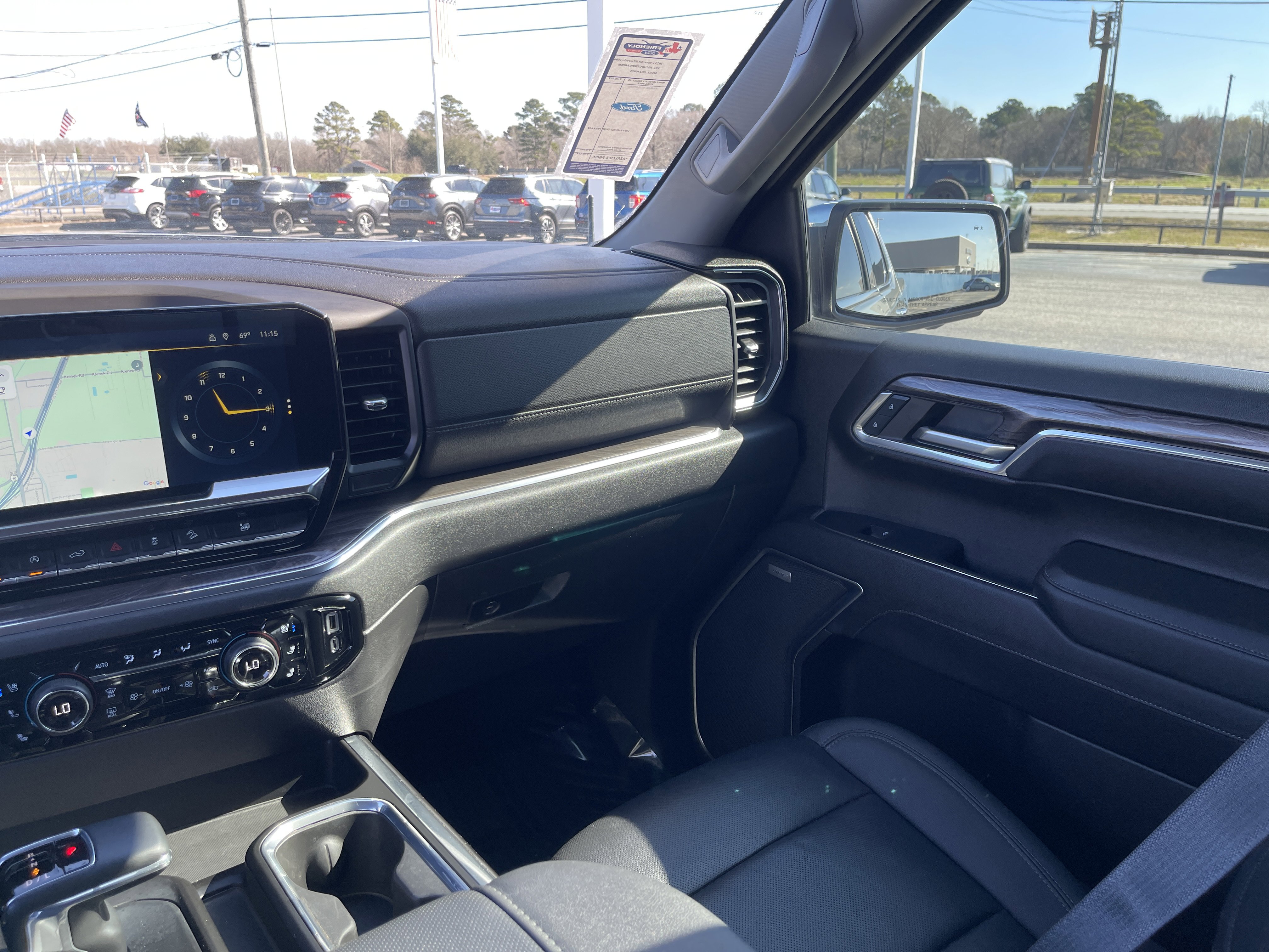 Used 2023 Chevrolet Silverado 1500 LTZ w/ LTZ Convenience Package II image 32