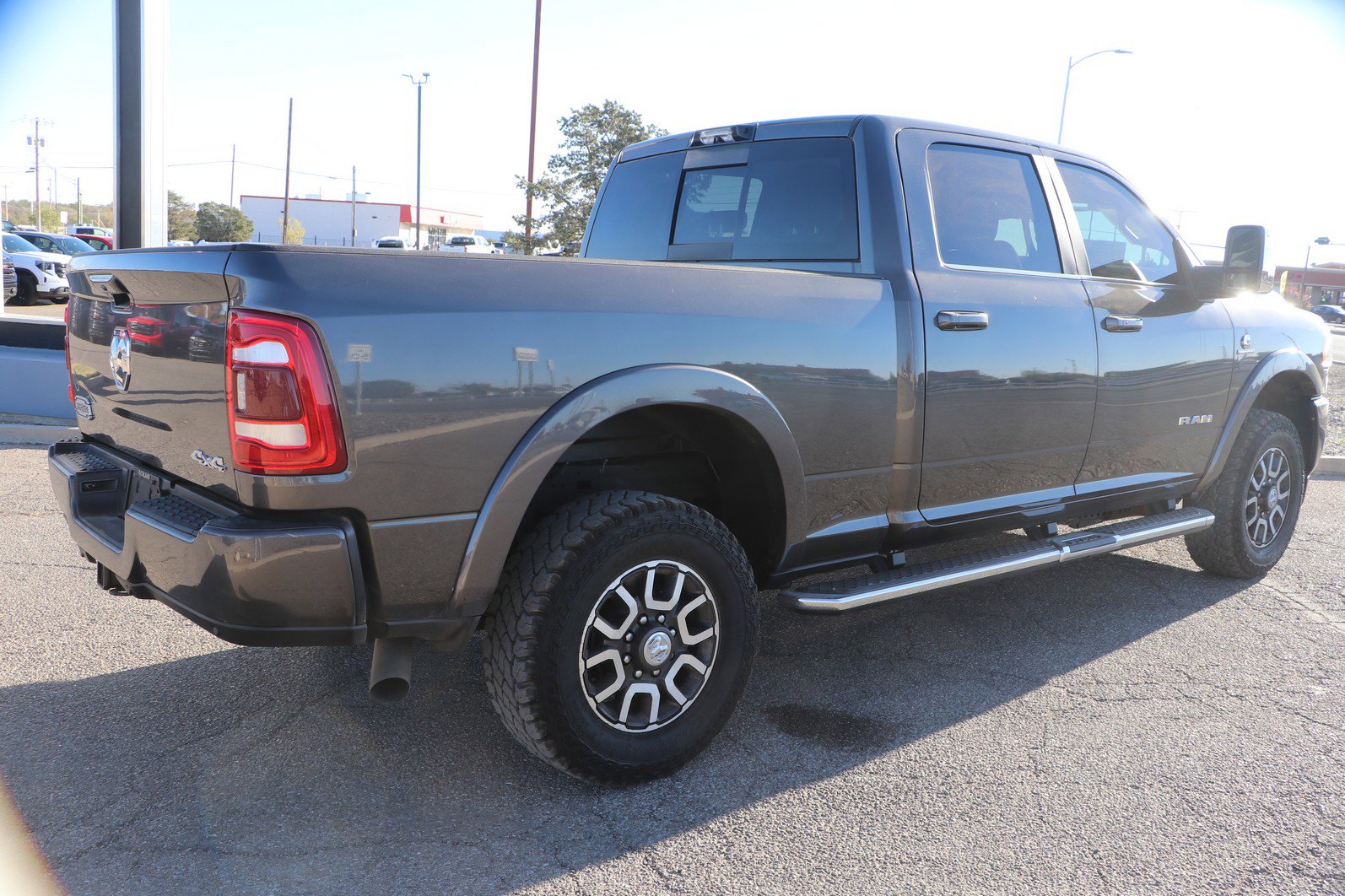 Used 2024 RAM 2500 Limited w/ Safety Group image 7