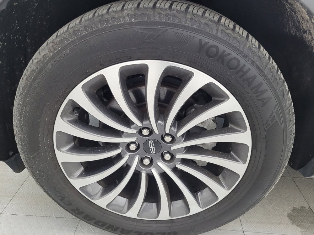 Used 2020 Lincoln Aviator Reserve w/ Elements Package Plus image 31