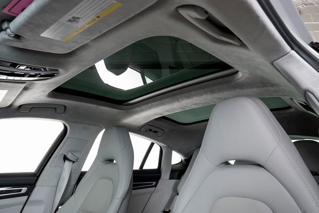 Used 2023 Porsche Panamera Turbo S image 18