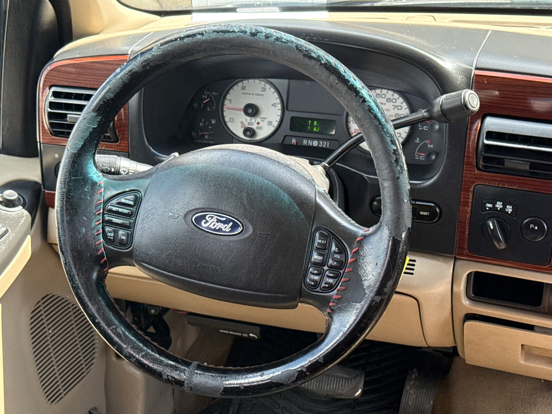 Used 2007 Ford F350 Lariat AWD/4WD image 15