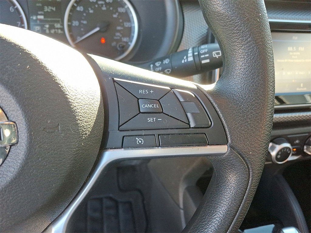 Used 2020 Nissan Kicks S image 21