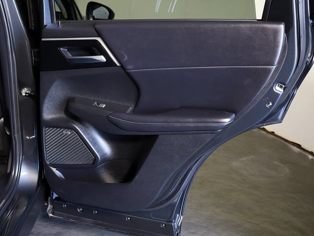 Used 2025 Mitsubishi Outlander SE FWD image 33