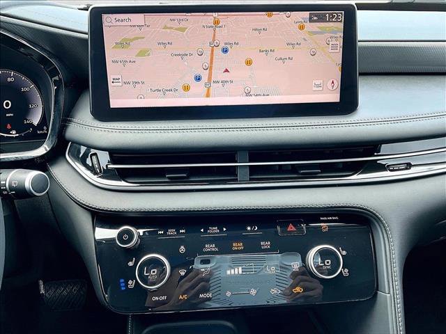 Used 2023 INFINITI QX60 Luxe image 24