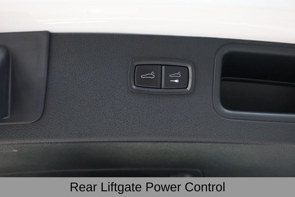 Used 2025 Porsche Macan S AWD/4WD image 45