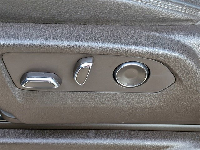 Used 2021 GMC Yukon Denali w/ Denali Ultimate Package image 21