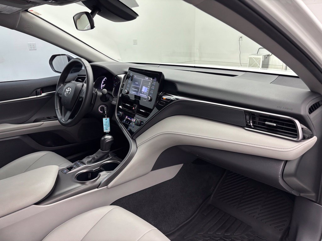 Used 2024 Toyota Camry SE AWD/4WD image 29