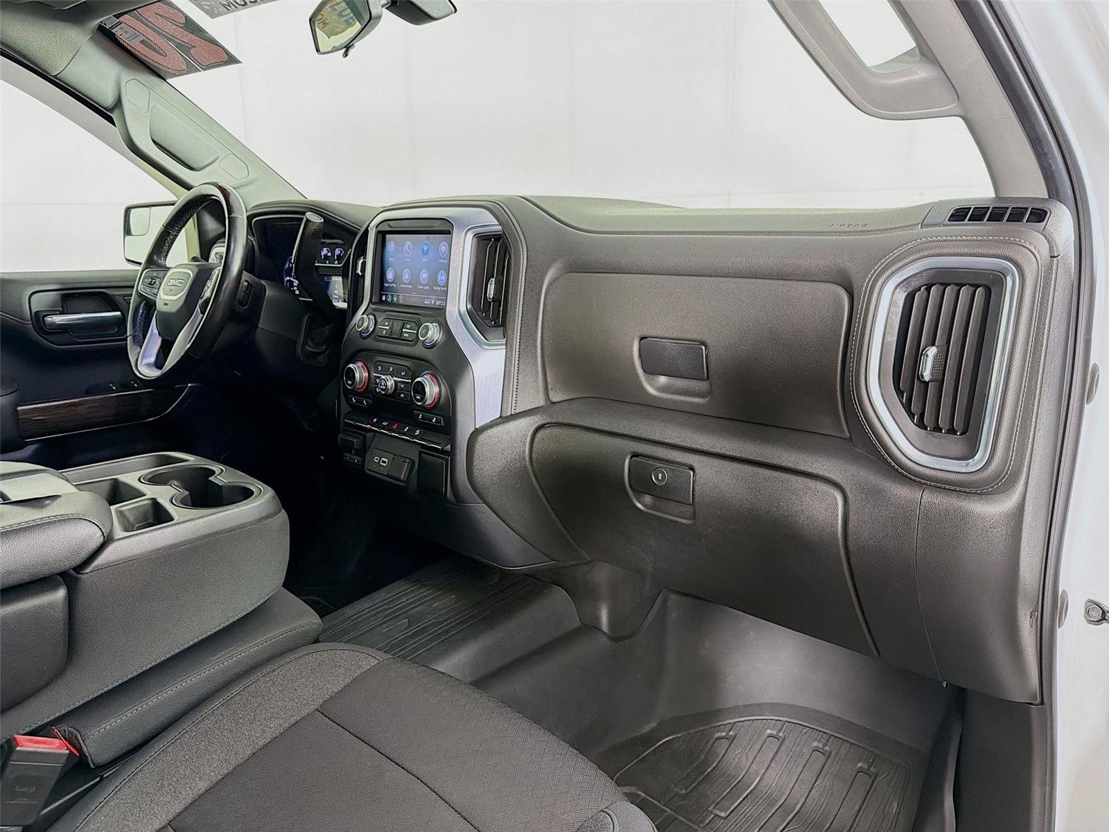 Used 2020 GMC Sierra 1500 SLE w/ SLE Value Package AWD/4WD image 31