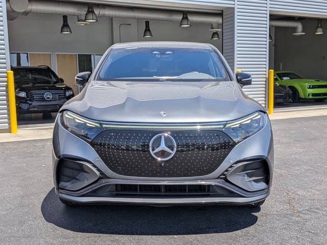 Used 2023 Mercedes-Benz EQS 580 4MATIC SUV image 2