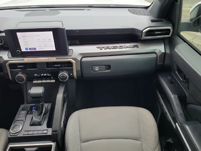Used 2024 Toyota Tacoma SR5 RWD image 13