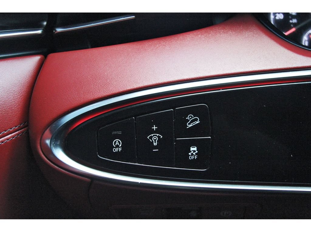 Used 2022 Genesis GV70 3.5T Sport AWD/4WD image 23