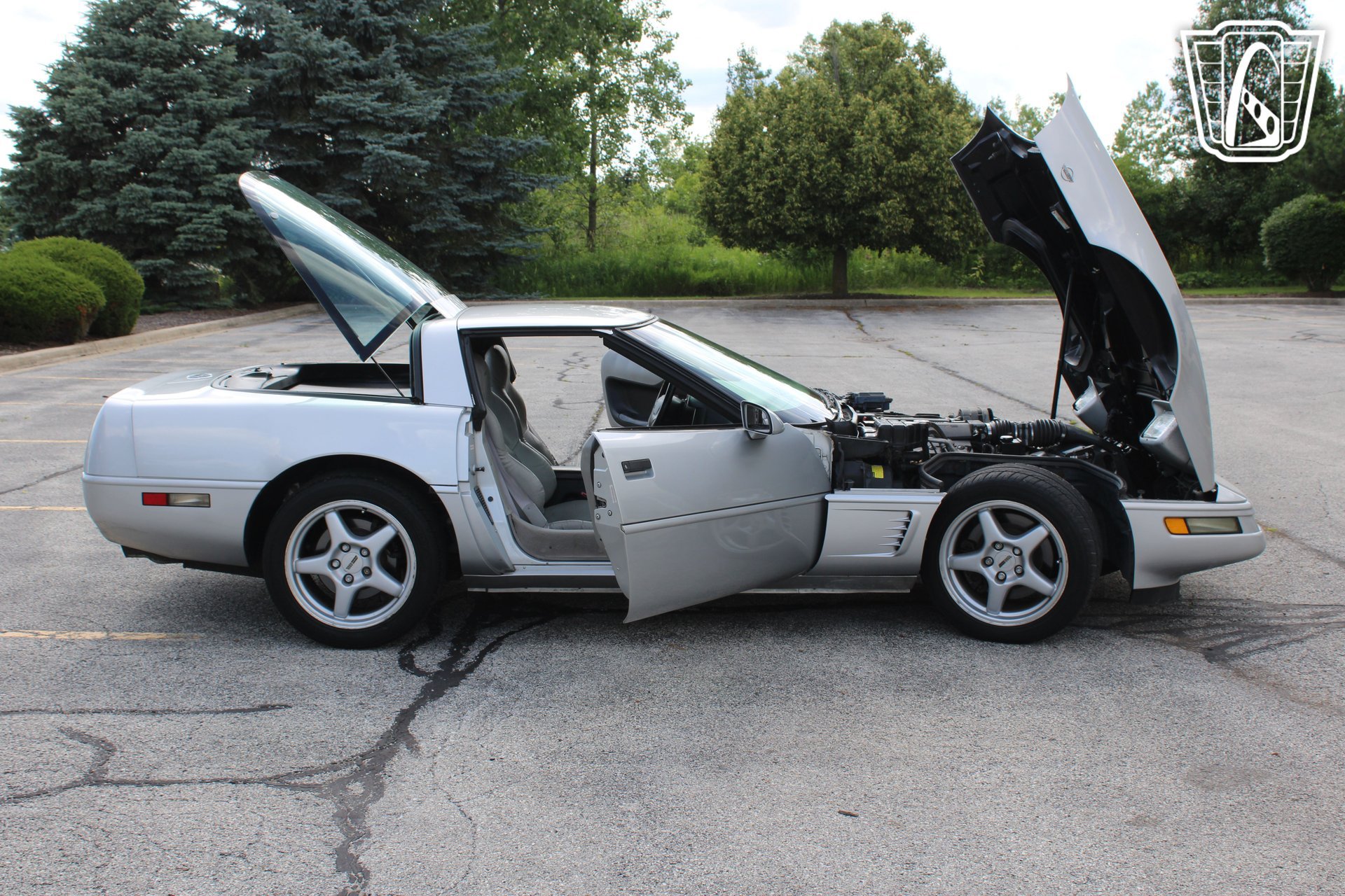 Used 1996 Chevrolet Corvette Coupe RWD image 7