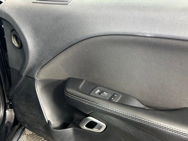 Used 2017 Dodge Challenger R/T image 8