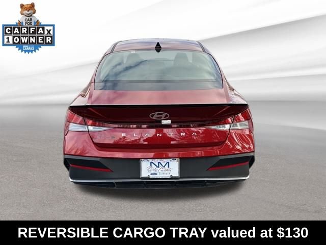 Used 2025 Hyundai Elantra Sport image 6