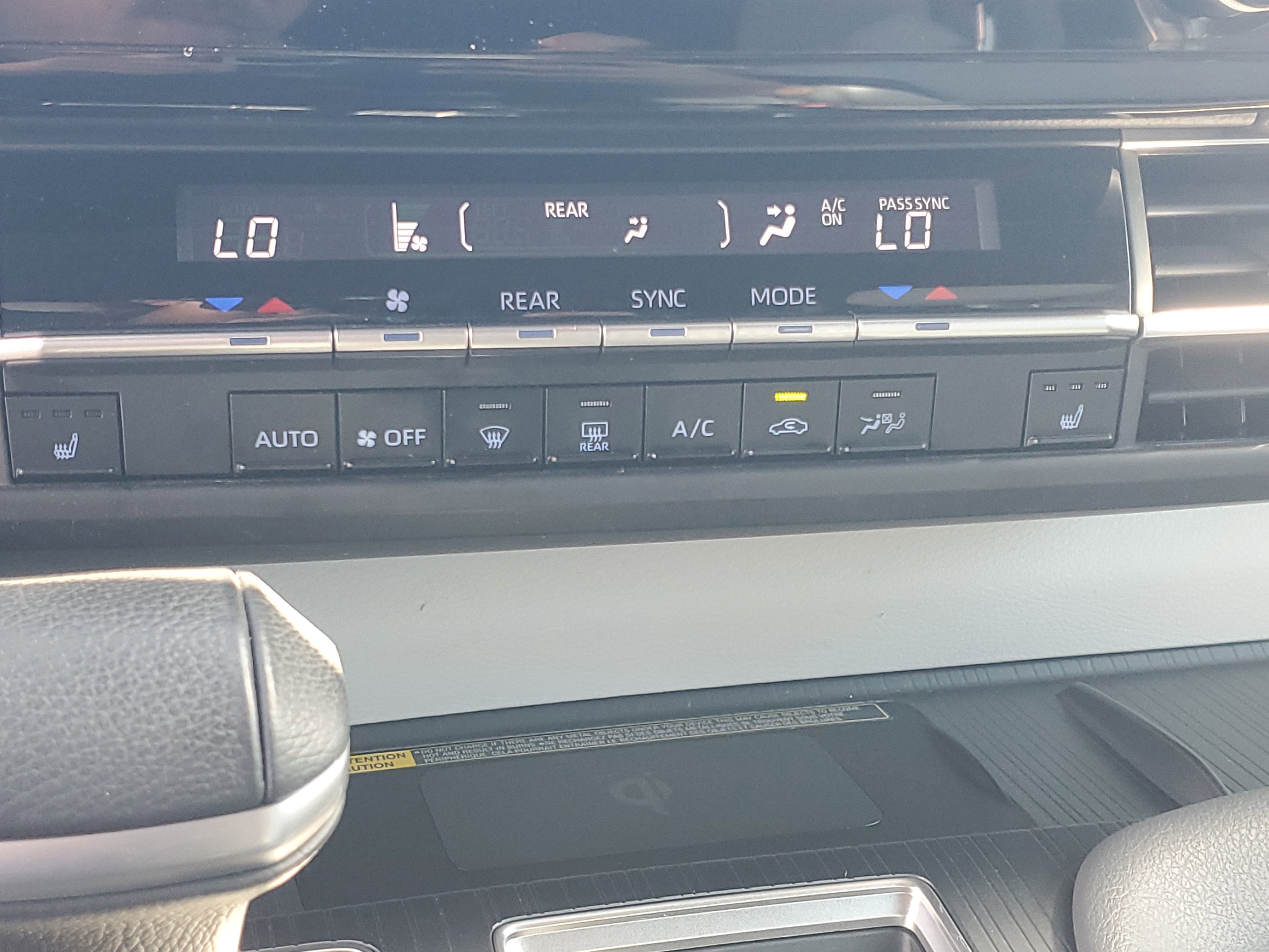 Certified 2022 Toyota Sienna XSE w/ XSE Plus Package FWD image 28