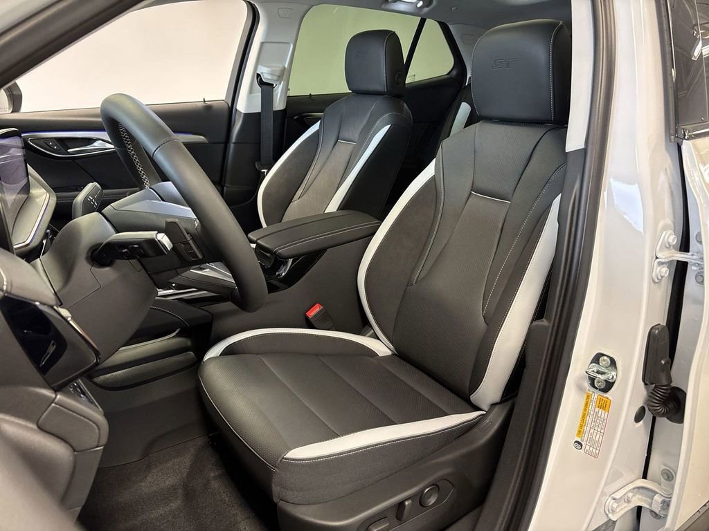 New 2025 Buick Envision Sport Touring image 24