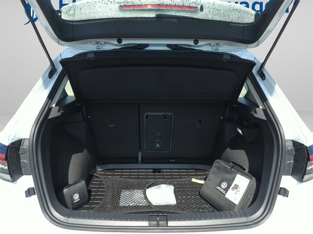 New 2026 Volkswagen Taos S image 42