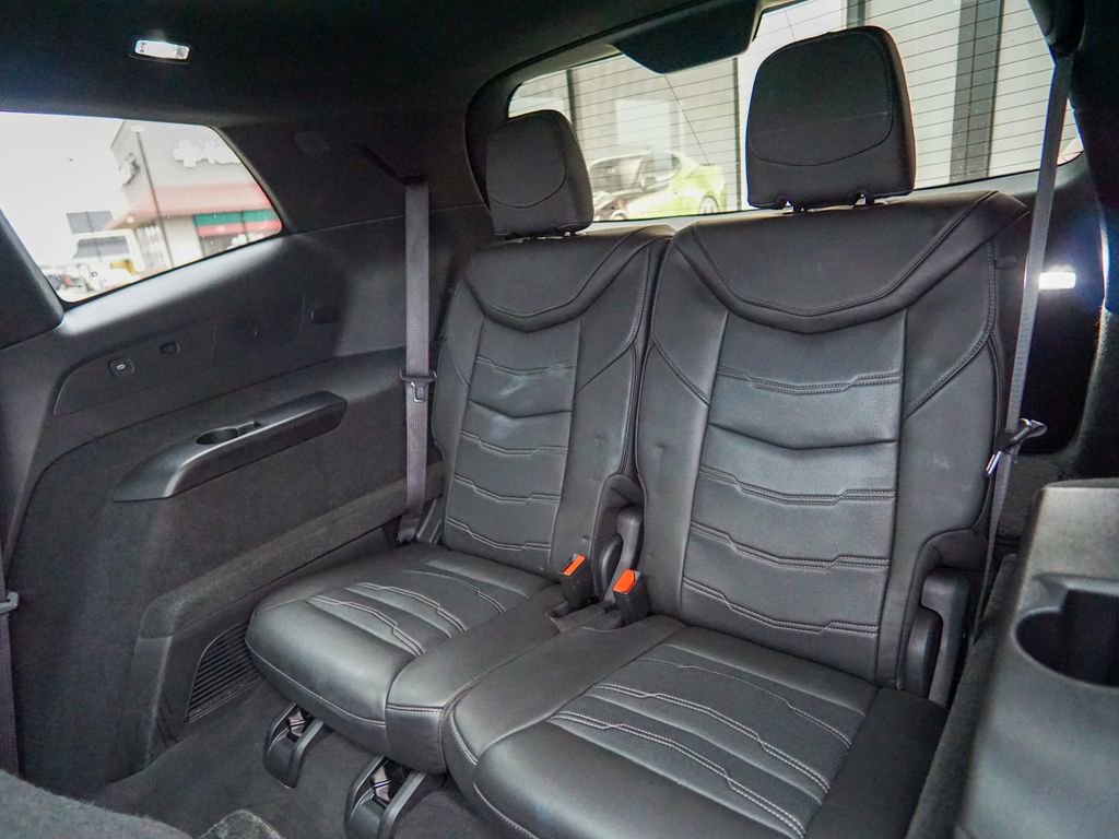 Used 2020 Cadillac XT6 Sport w/ Platinum Package AWD/4WD image 39