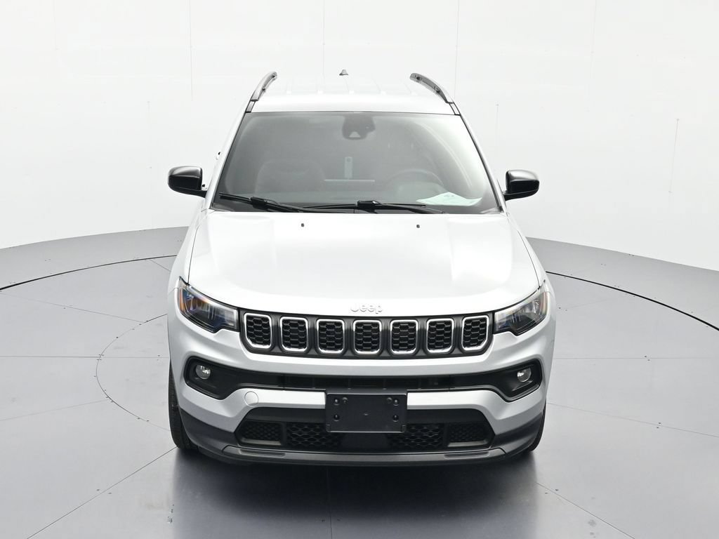 Used 2024 Jeep Compass Latitude AWD/4WD image 28