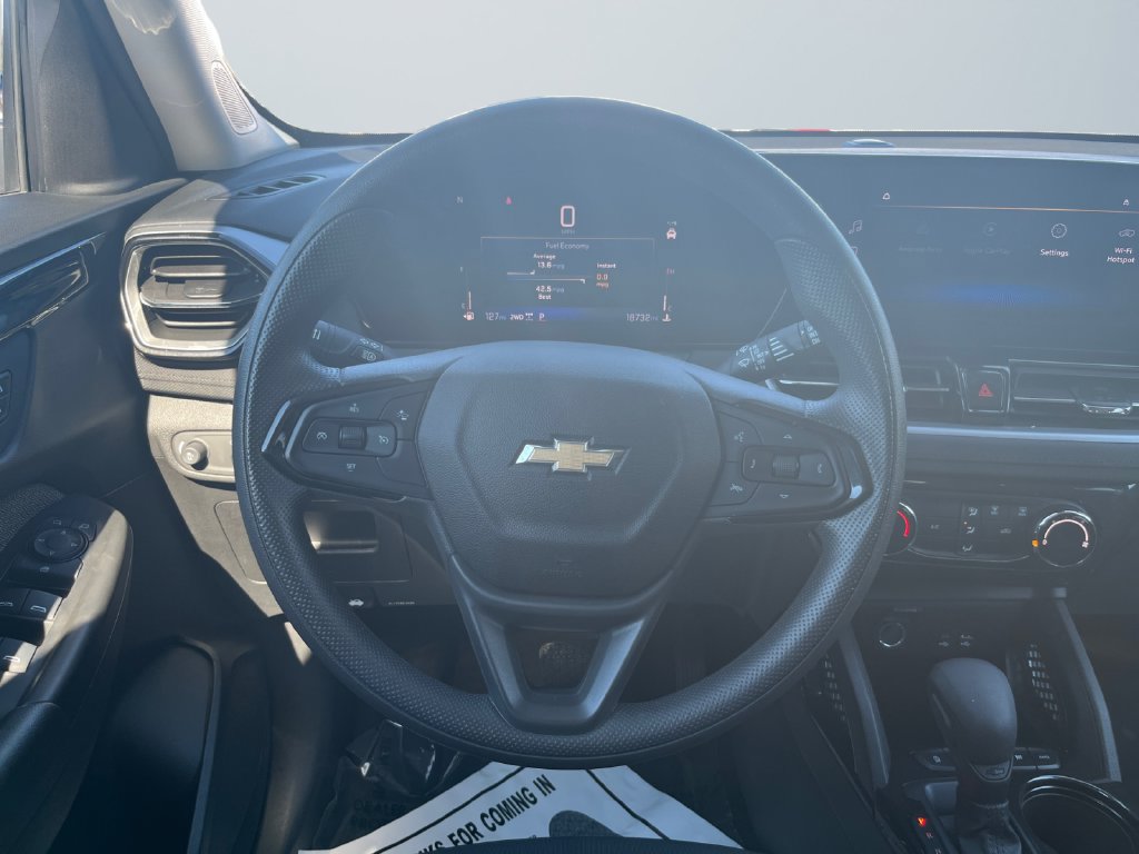 Used 2026 Chevrolet TrailBlazer LT AWD/4WD image 12