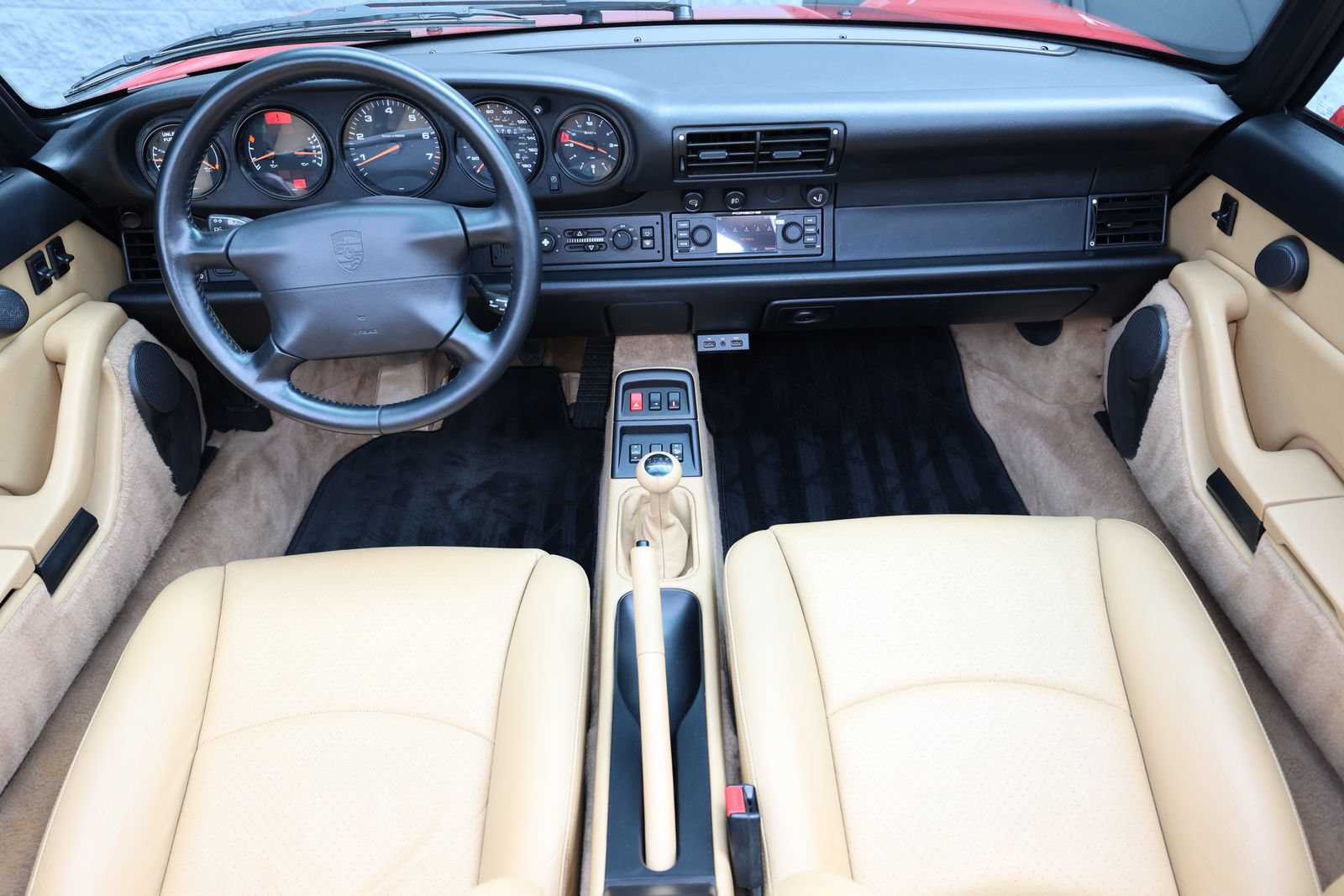Used 1995 Porsche 911 Carrera RWD image 4