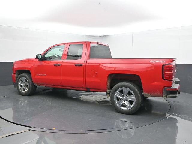 Used 2017 Chevrolet Silverado 1500 Custom w/ Custom Convenience Package AWD/4WD image 9