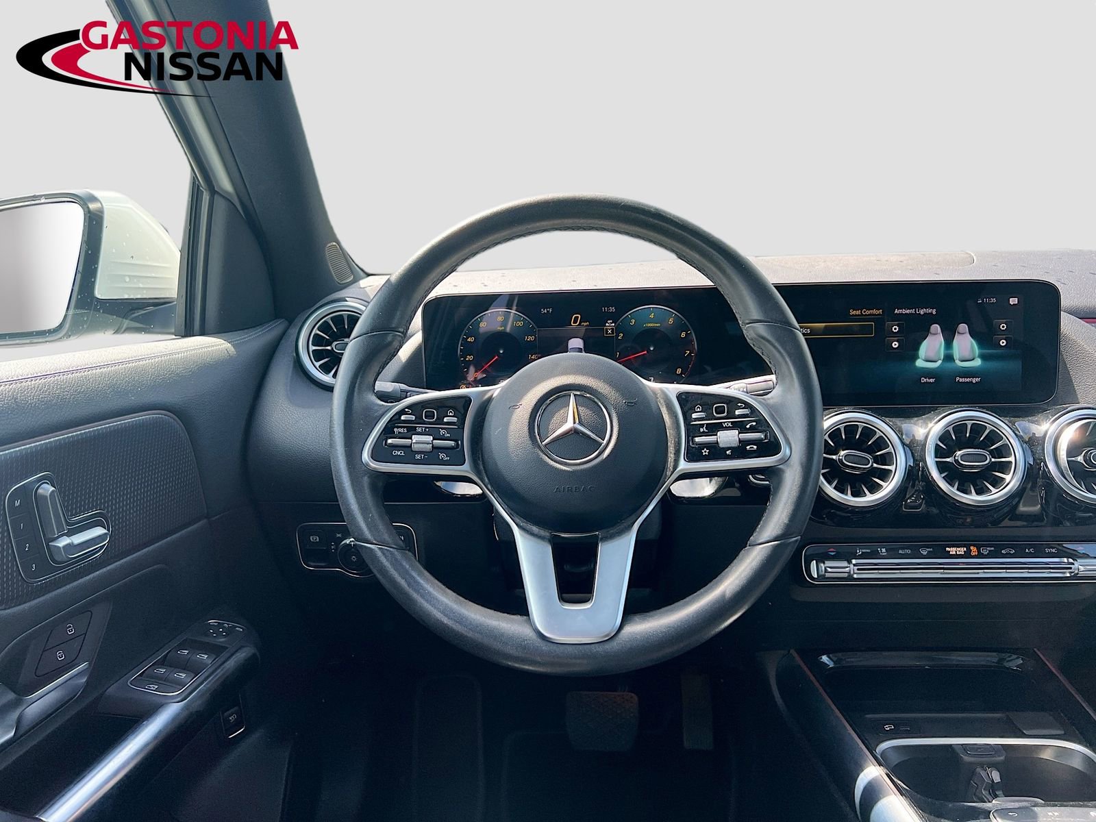 Used 2023 Mercedes-Benz GLA 250 w/ Premium Package image 31