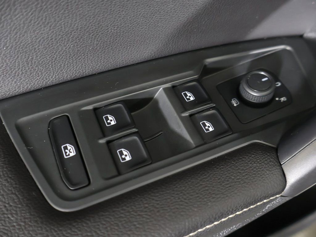 Used 2023 Volkswagen Tiguan S image 36