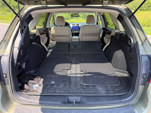 Used 2015 Subaru Outback 3.6R Limited w/ Protection Package #1 AWD/4WD image 23