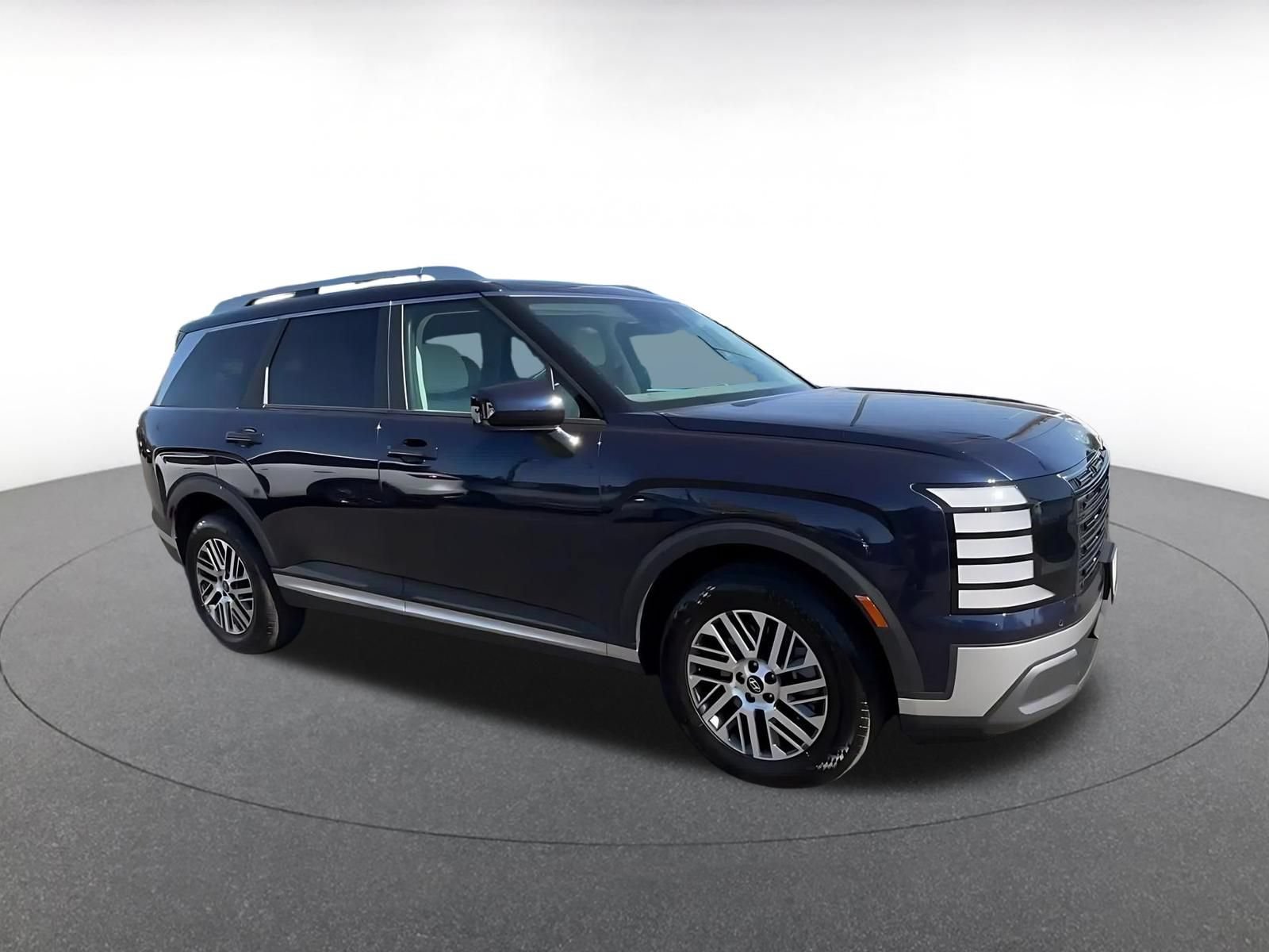 Used 2026 Hyundai Palisade SEL FWD image 2