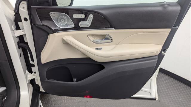 Used 2020 Mercedes-Benz GLE 350 w/ Premium Package image 23