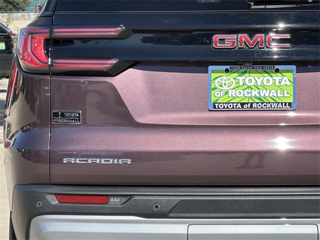 Used 2024 GMC Acadia Elevation image 5