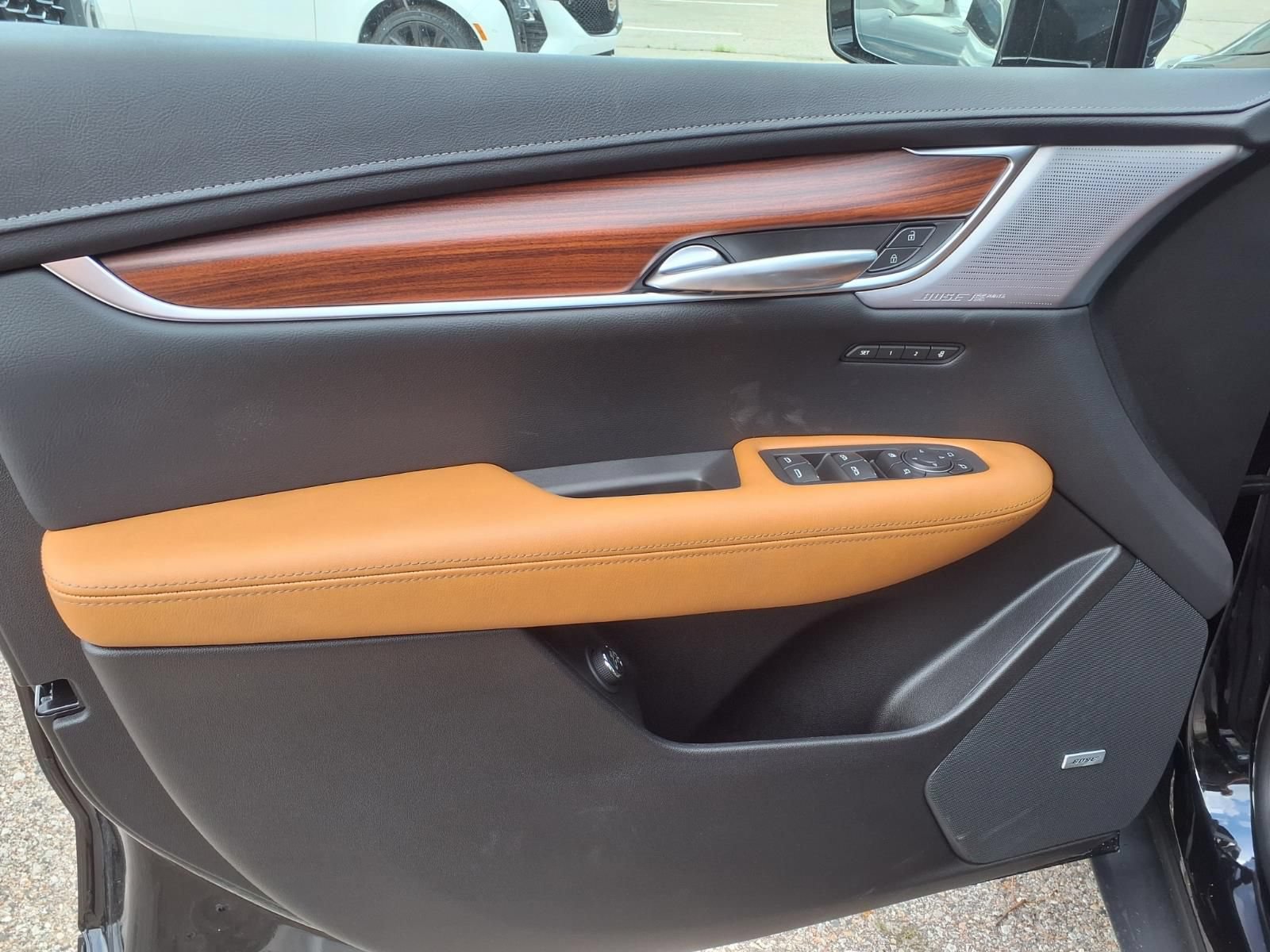 New 2026 Cadillac XT5 Premium Luxury w/ LPO, Floor Liner Package AWD/4WD image 12