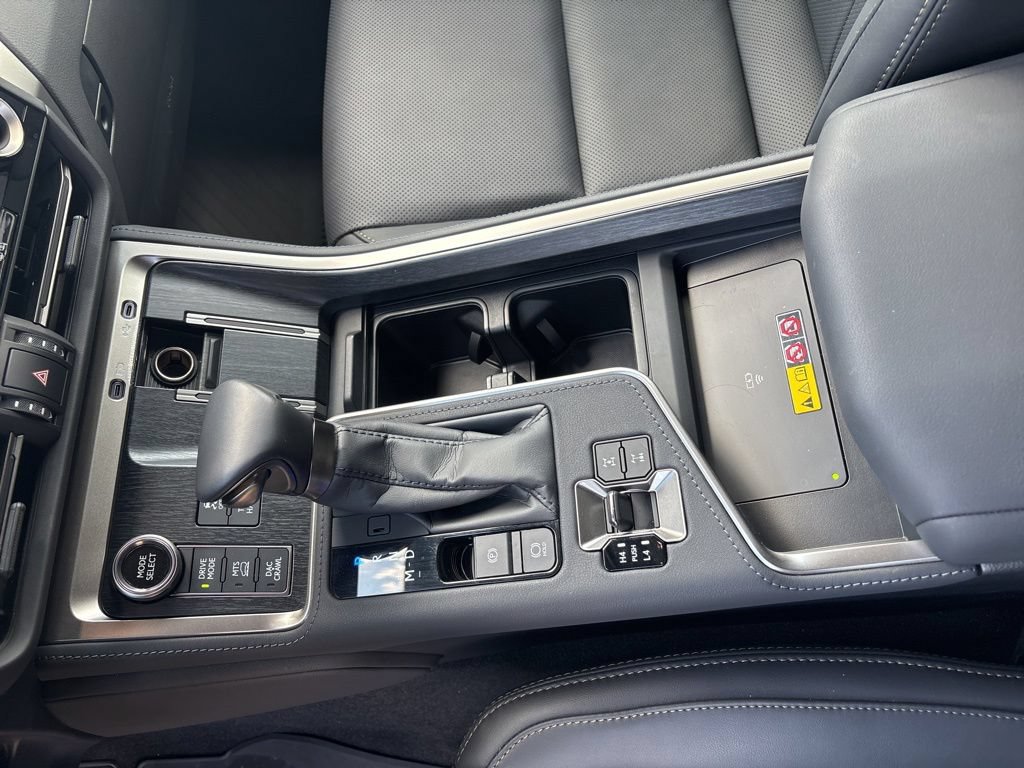 Certified 2025 Lexus GX 550 AWD/4WD image 16