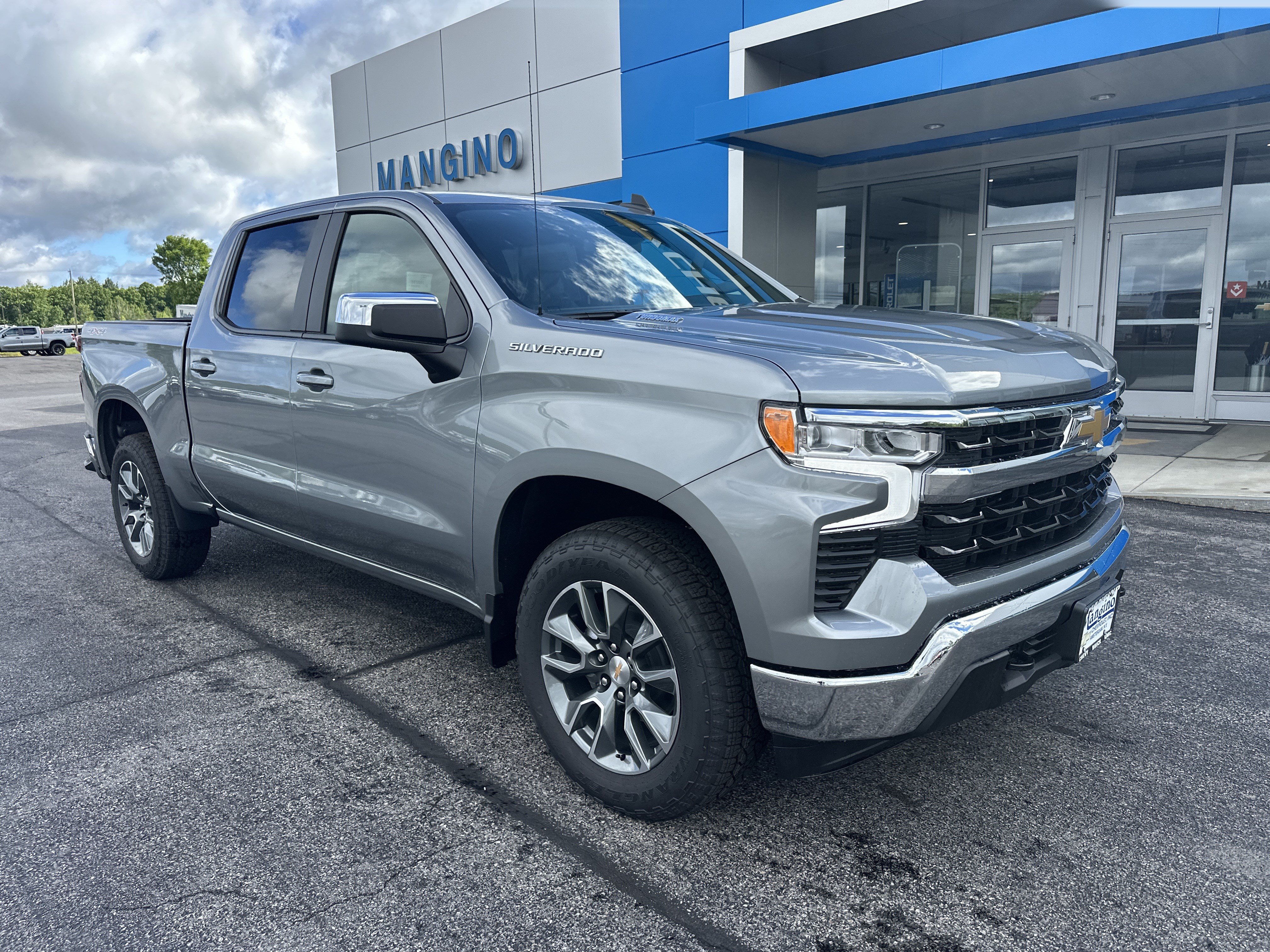 New 2026 Chevrolet Silverado 1500 LT AWD/4WD image 2