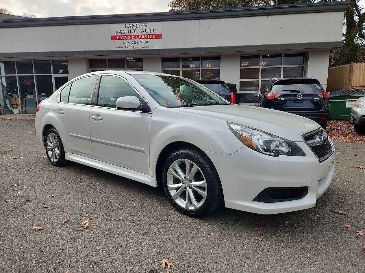 Used 2014 Subaru Legacy 2.5i Premium image 1
