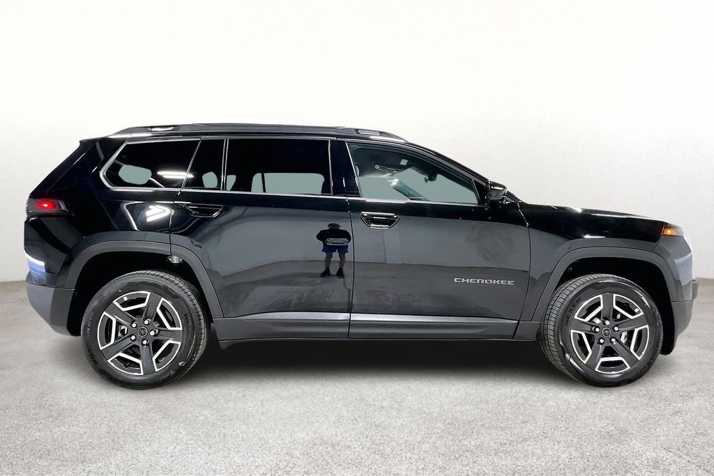 New 2026 Jeep Cherokee Laredo AWD/4WD image 8
