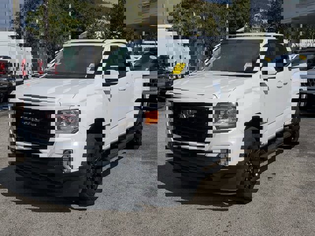 Used 2021 GMC Canyon Elevation w/ Trailering Package image 3