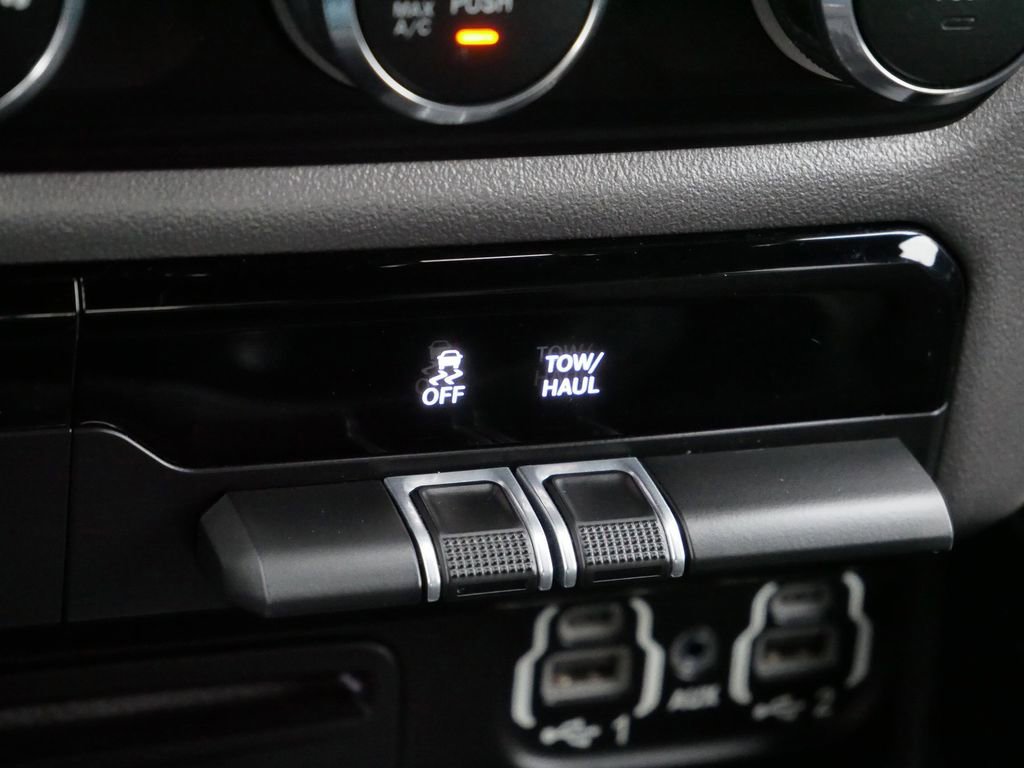 Used 2019 RAM 1500 Sport w/ Black Appearance Package image 32