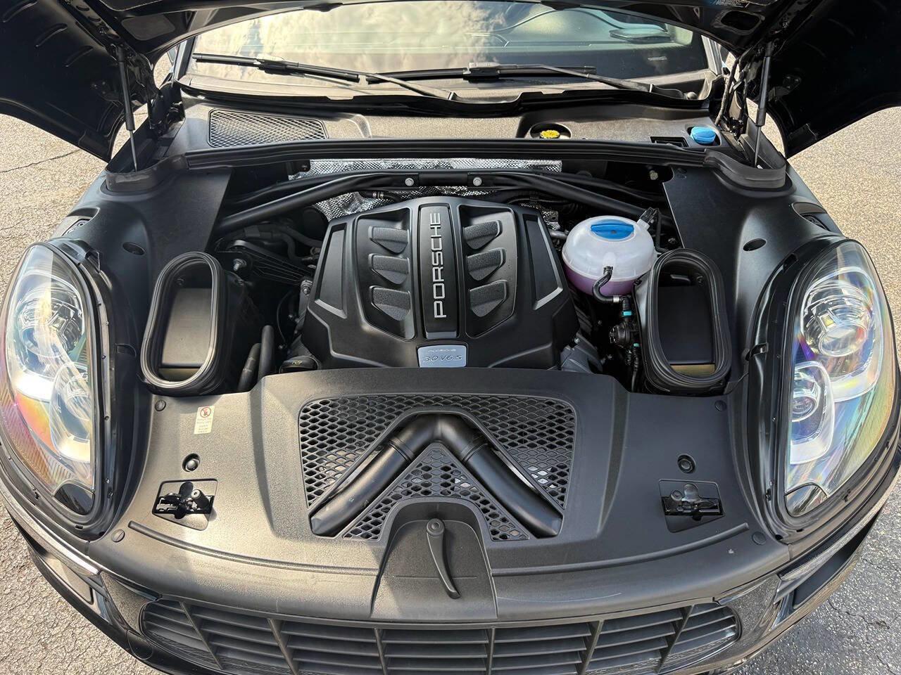 Used 2015 Porsche Macan S AWD/4WD image 27