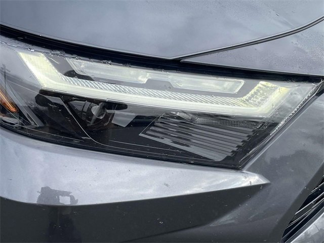 Used 2023 Toyota RAV4 SE image 12