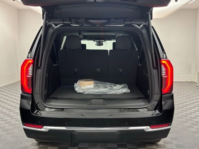 New 2026 GMC Yukon XL Elevation image 13