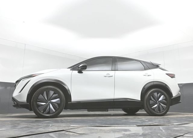 Used 2023 Nissan Ariya AWD image 47