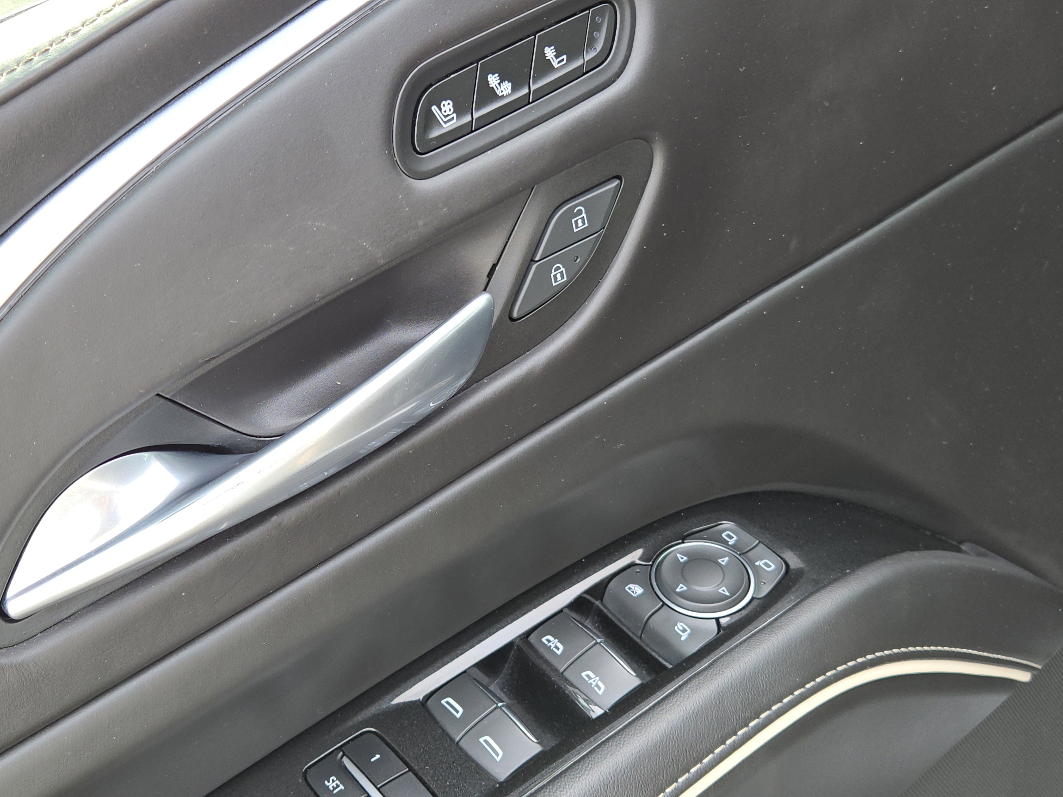 Used 2022 Cadillac Escalade Sport Platinum image 16