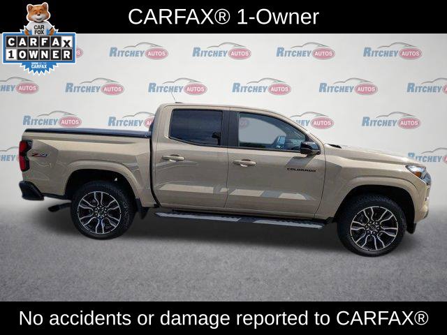 Certified 2024 Chevrolet Colorado Z71 w/ LPO, Dark Essentials Package AWD/4WD image 4