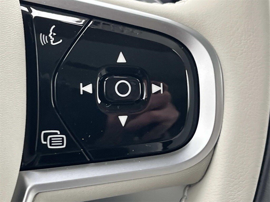 Certified 2026 Volvo XC90 B6 Ultra AWD/4WD image 28