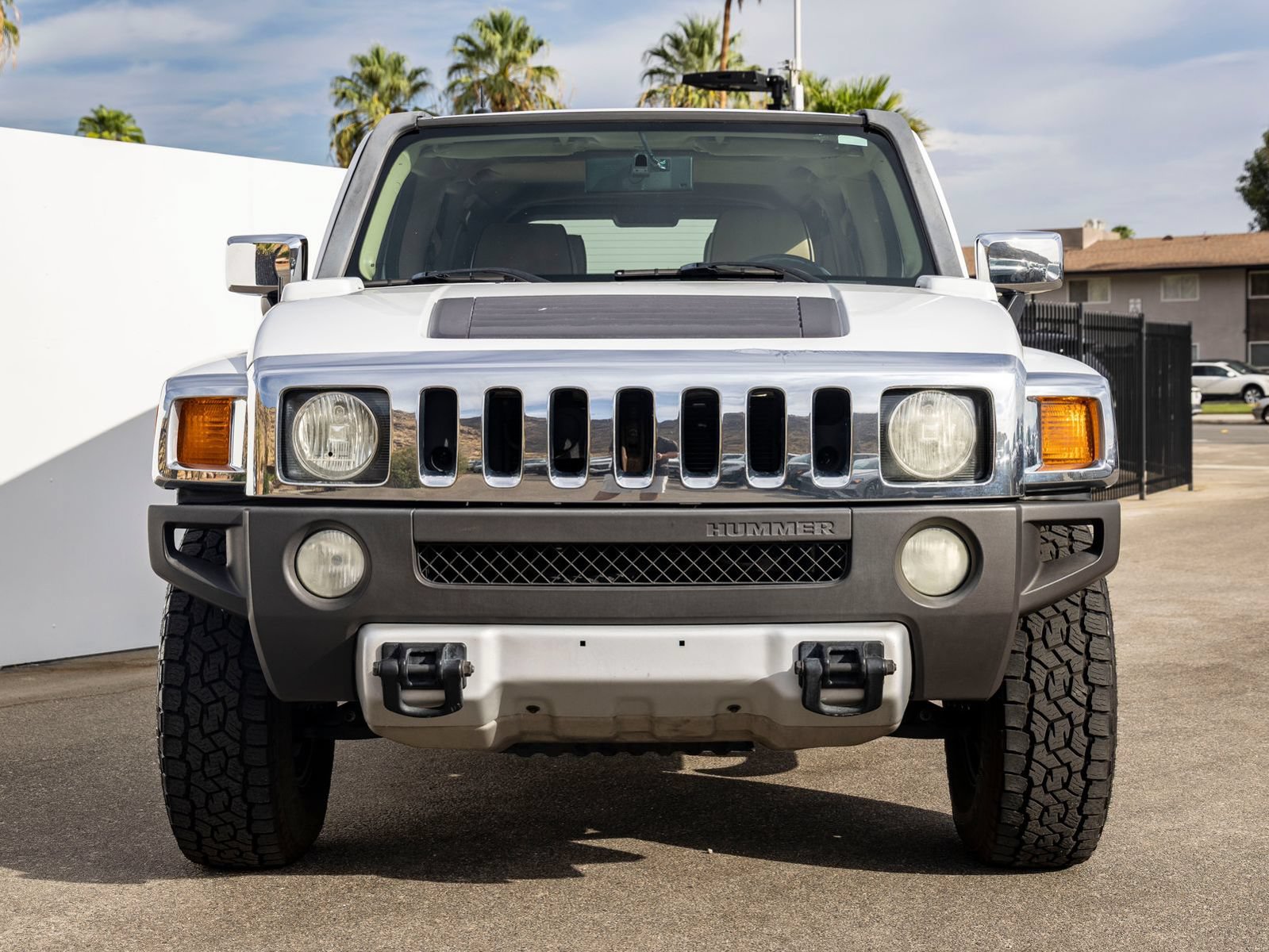 Used 2008 HUMMER H3 Luxury AWD/4WD image 4