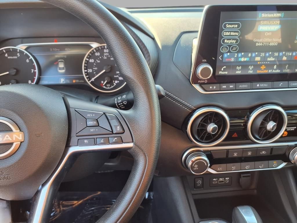 Used 2024 Nissan Sentra SV image 11