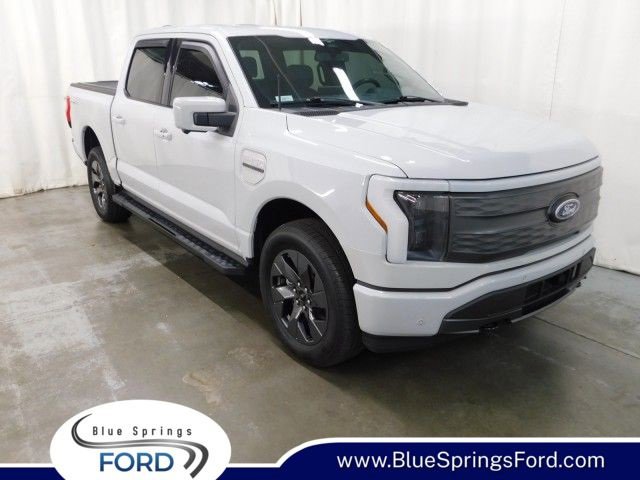 Used 2023 Ford F150 Lightning Lariat image 1